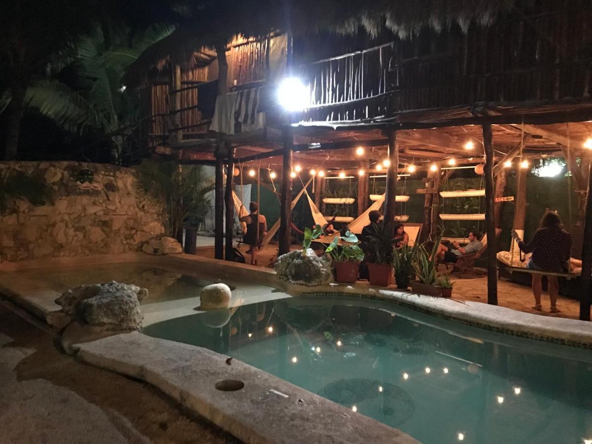 Lobo Inn Tulum Extérieur photo